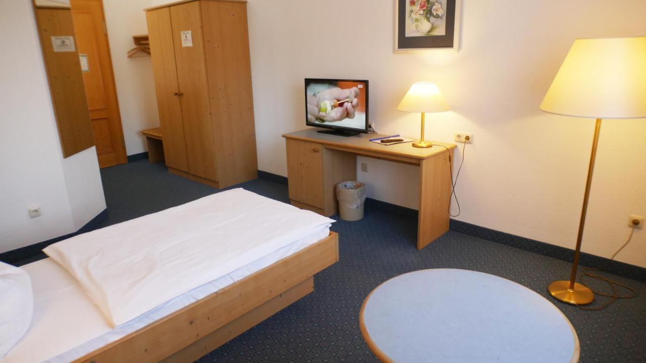 Hotel Zur Werra Schmalkalden Εξωτερικό φωτογραφία